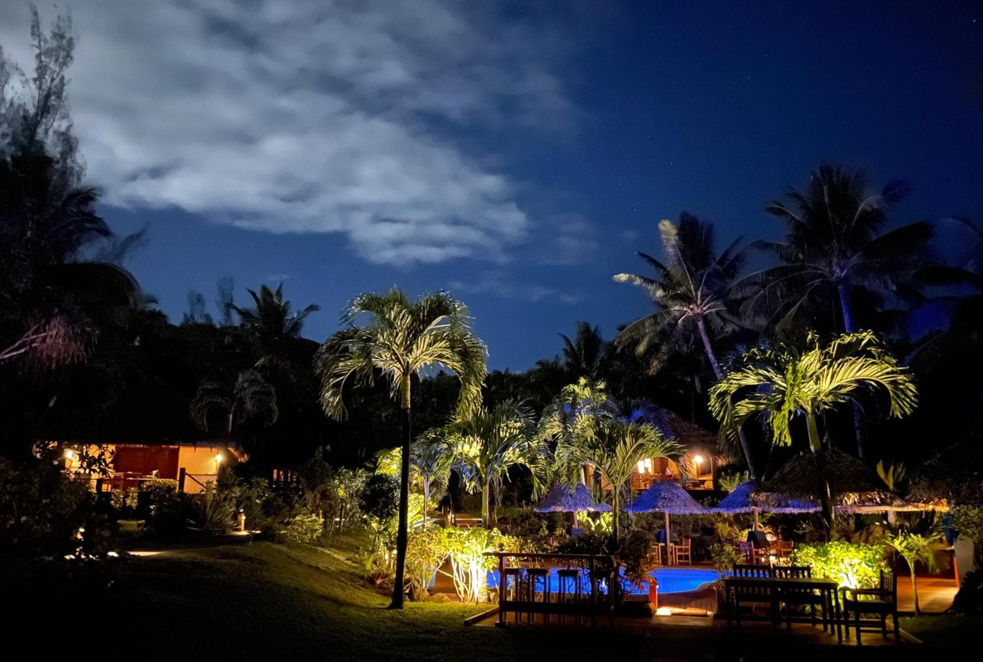 Etu Moana Boutique Beach Villas - Adults Only Arutanga Kültér fotó